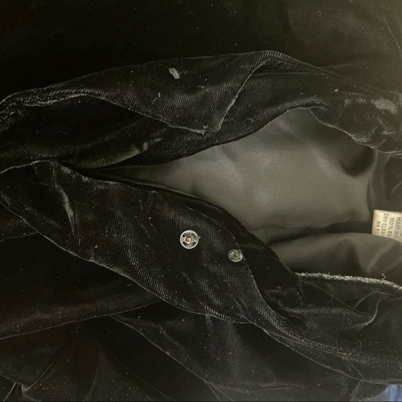 VINTAGE DENNIS GOLDSMITH Black Velvet Cardigan 10 - Picture 6 of 7